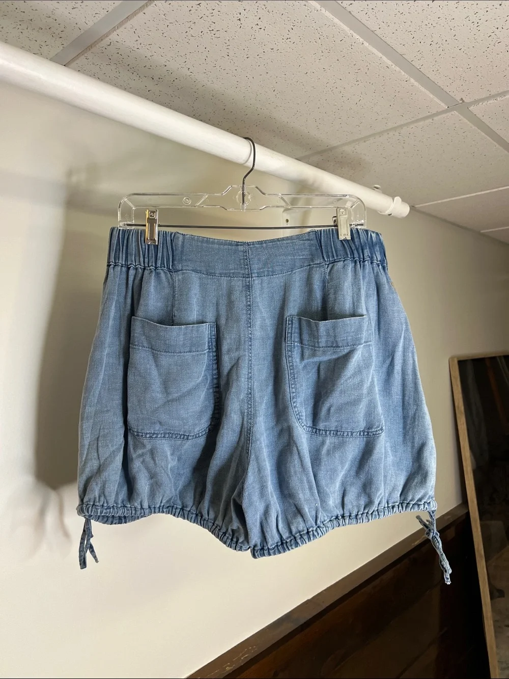 NWT Anthropologie Pilcro Denim Bloomer Shorts — Light Blue- M - Picture 2 of 7